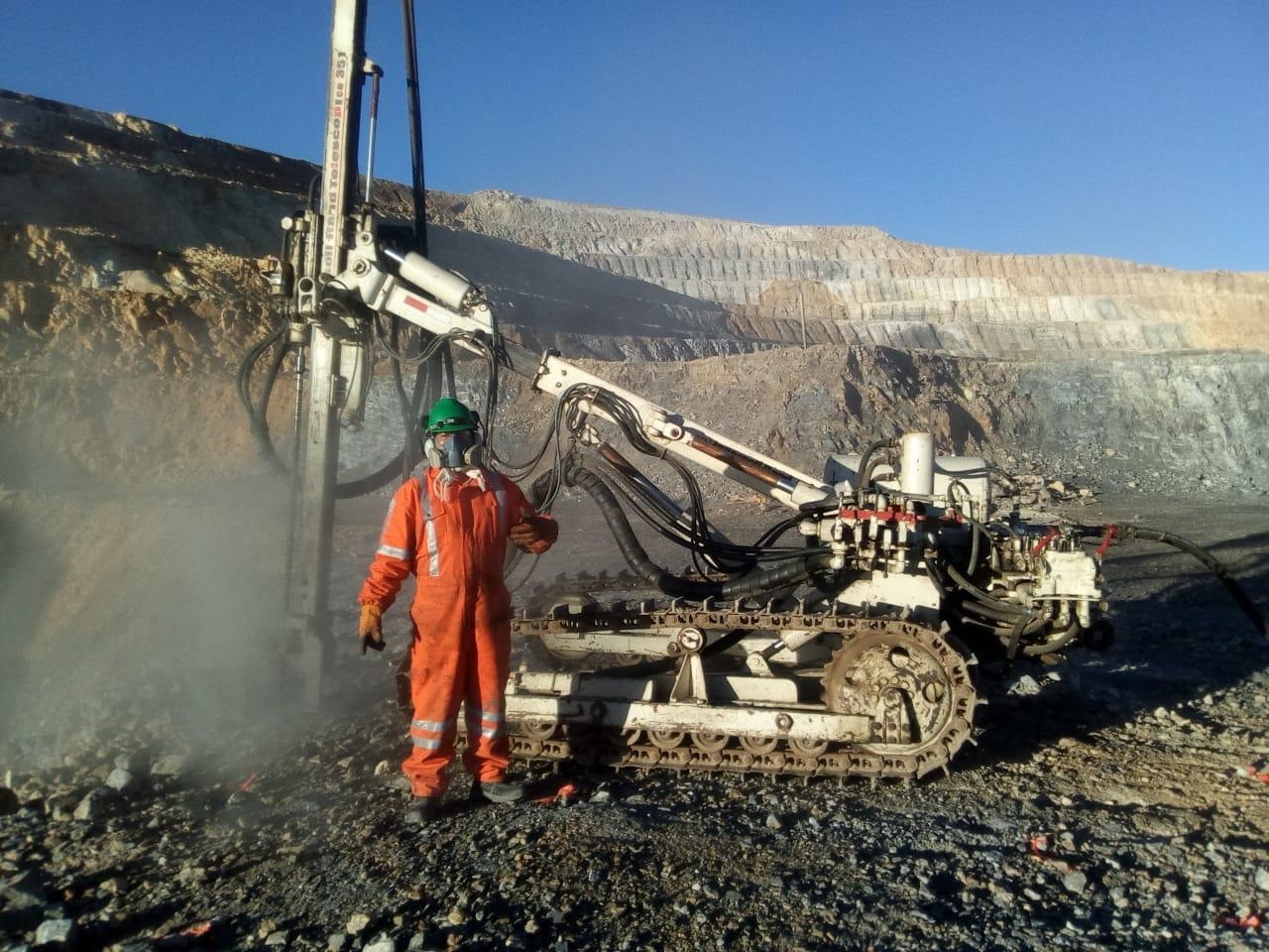 PERFORADORAS
NEUMÁTICA TRACK DRILL